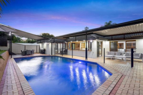 Spacious 4 Bedroom Entire Home with Pool - Robina, Gold Coast
